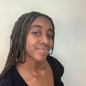 Meet your Posher, Makayla